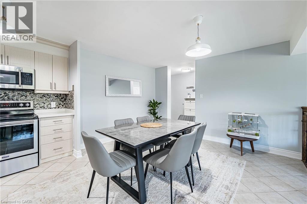 25 Four Winds Drive Unit# 405, Toronto, Ontario  M3J 1K8 - Photo 7 - 40850730