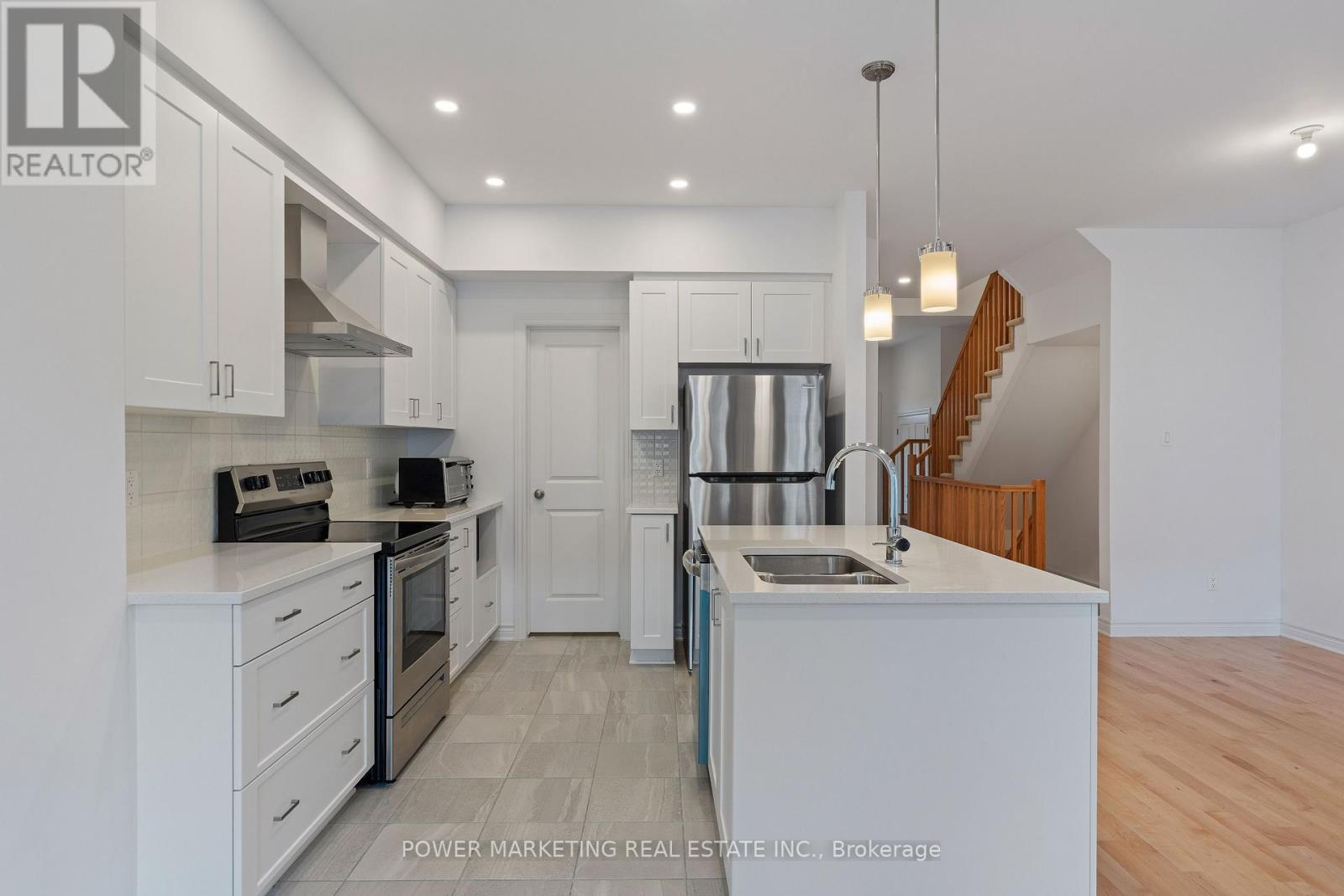 677 Cordelette Circle, Ottawa, Ontario  K1W 0P2 - Photo 11 - X13726366