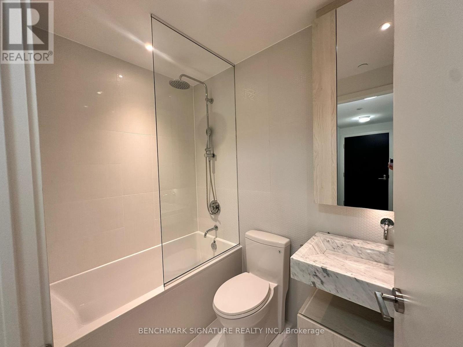 1208 - 11 Yorkville Avenue, Toronto, Ontario  M4W 1L2 - Photo 3 - C13726362