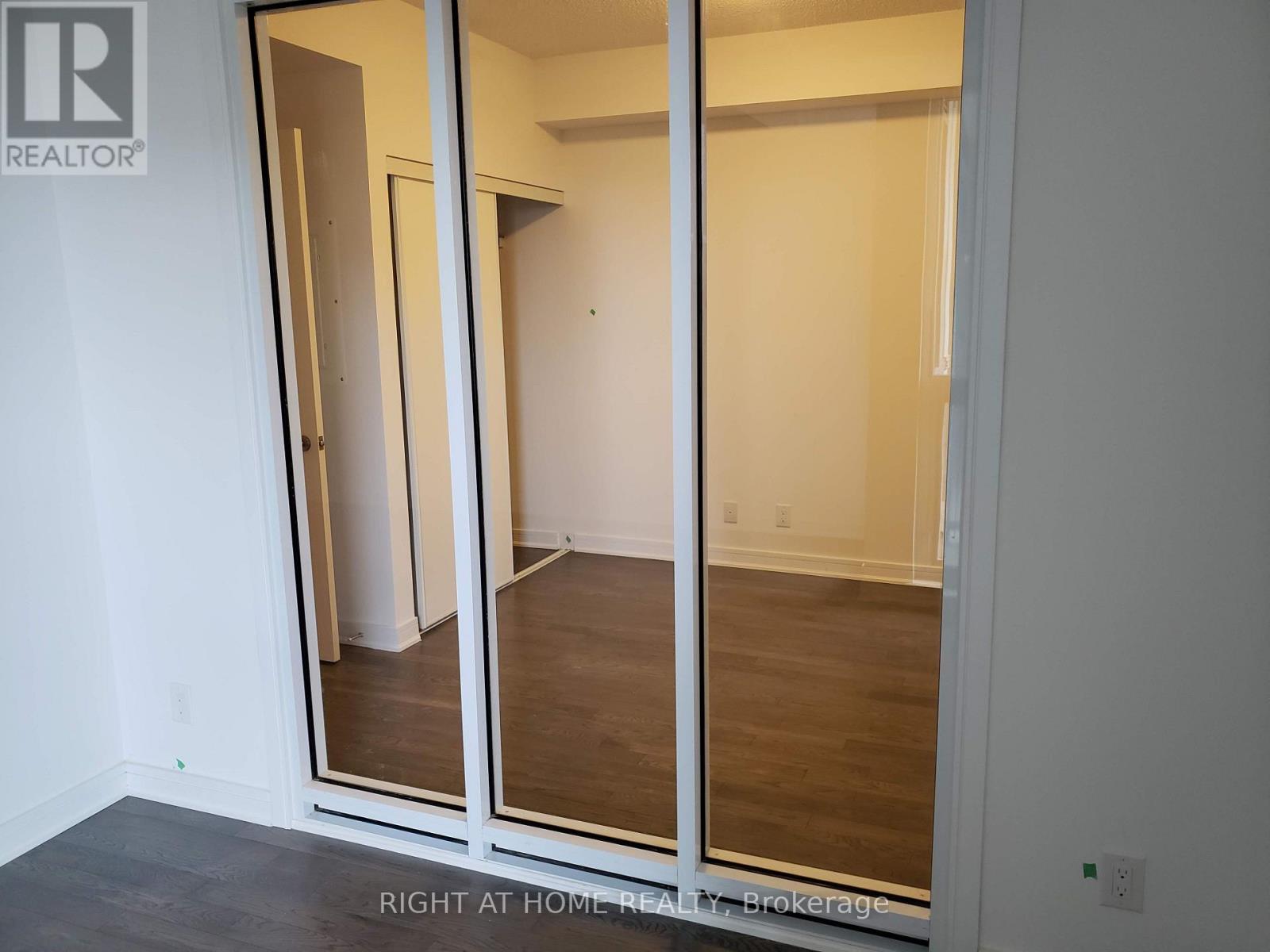 SW-501 - 9191 Yonge Street, Richmond Hill, Ontario  L4C 1E2 - Photo 16 - N13726352