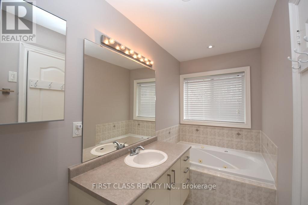 42 Village Vista Way, Vaughan, Ontario  L6A 3S4 - Photo 23 - N13726354