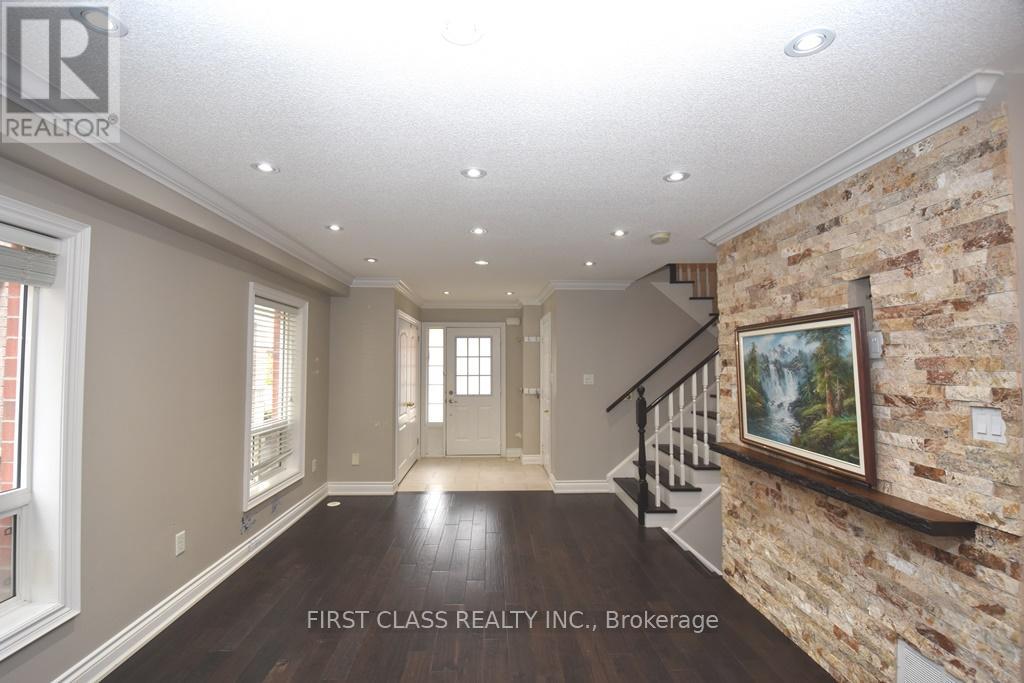 42 Village Vista Way, Vaughan, Ontario  L6A 3S4 - Photo 7 - N13726354