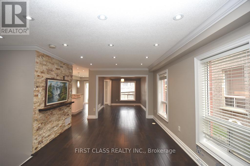 42 Village Vista Way, Vaughan, Ontario  L6A 3S4 - Photo 9 - N13726354