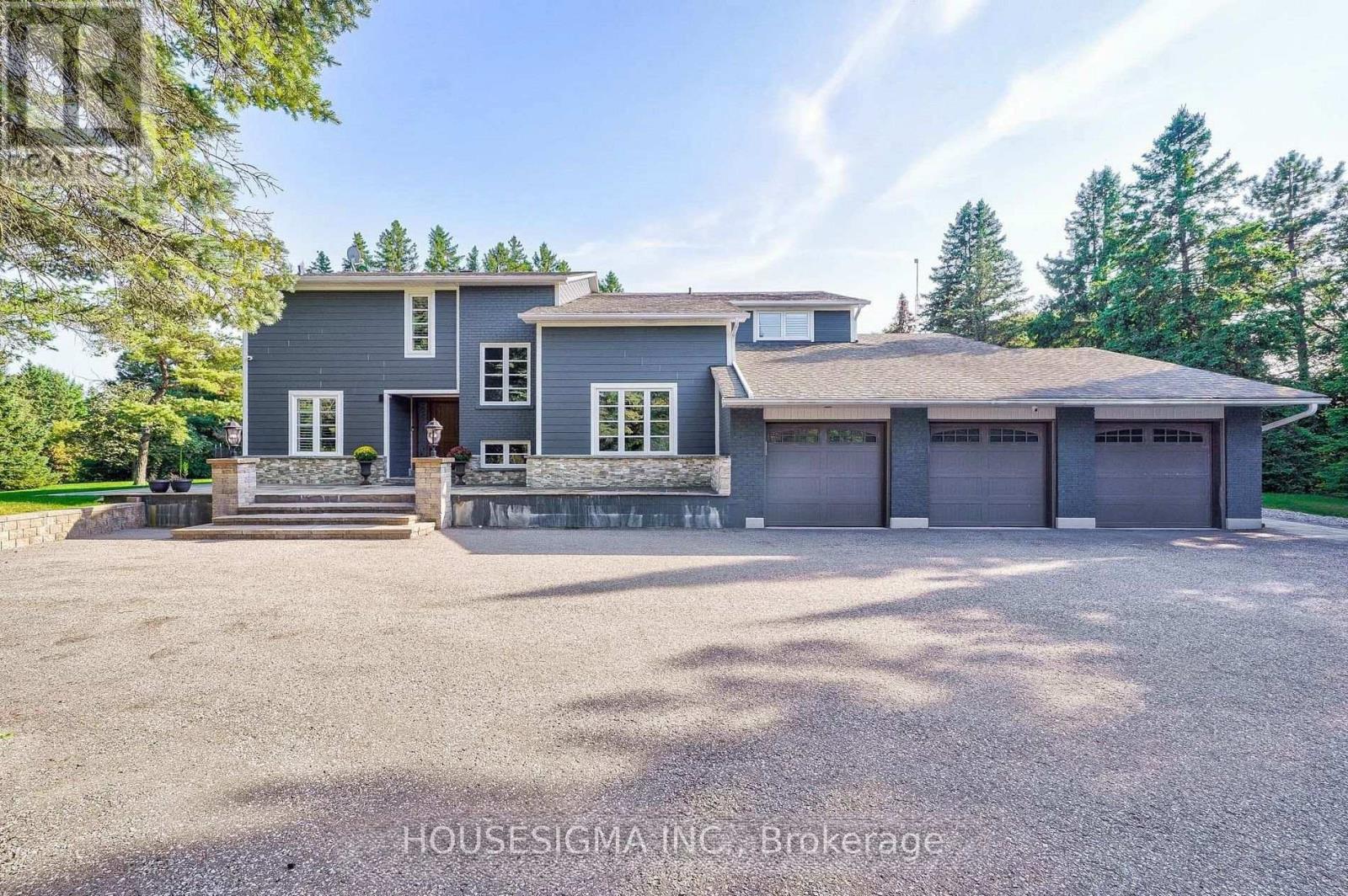 95 CAVELL AVENUE, King, Ontario