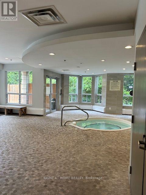403 - 2 Maison Parc Court, Vaughan, Ontario  L4J 9K4 - Photo 17 - N13726360