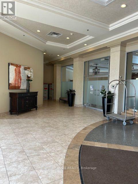 403 - 2 Maison Parc Court, Vaughan, Ontario  L4J 9K4 - Photo 8 - N13726360