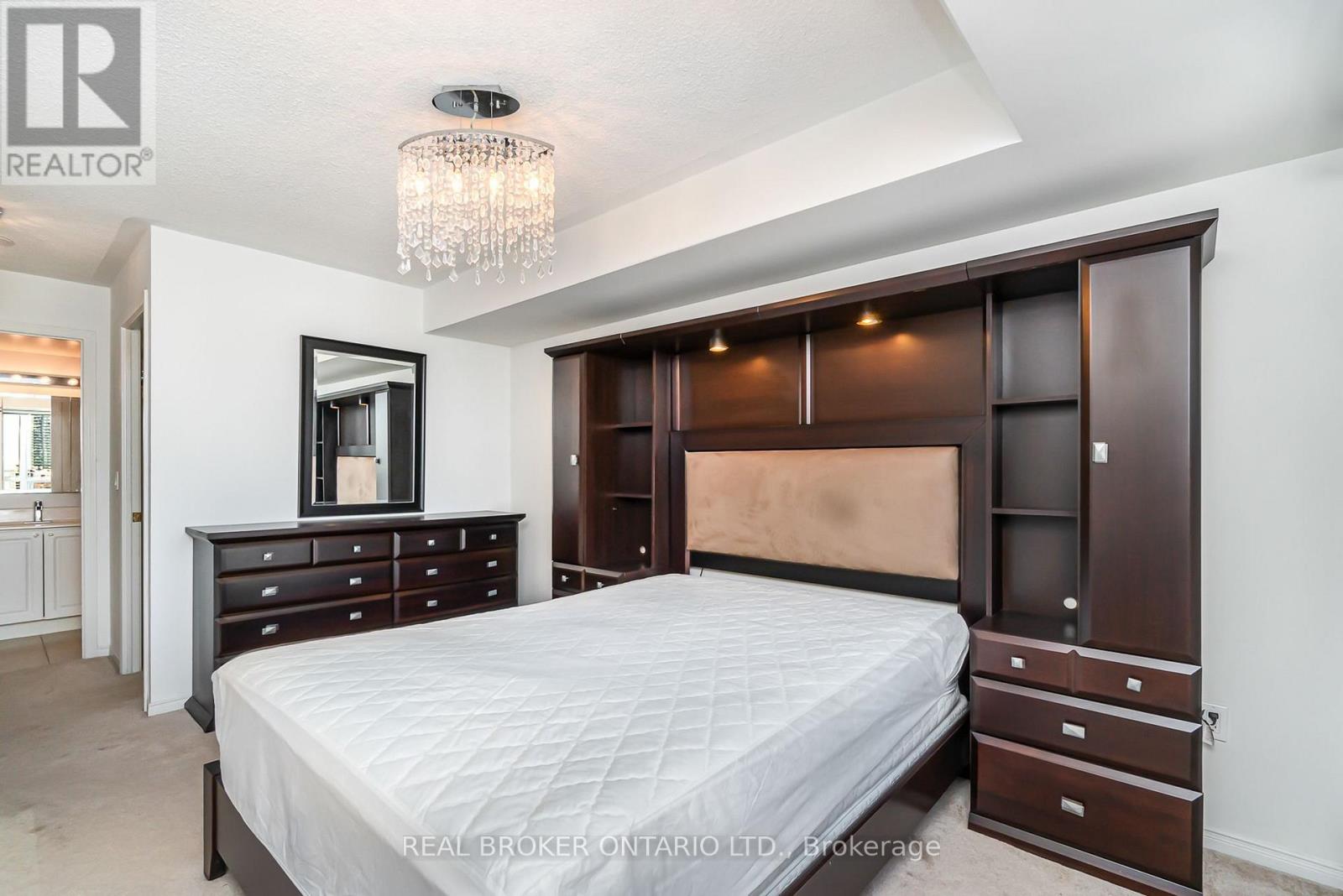 1908 - 909 Bay Street, Toronto, Ontario  M5S 3G2 - Photo 9 - C13726378