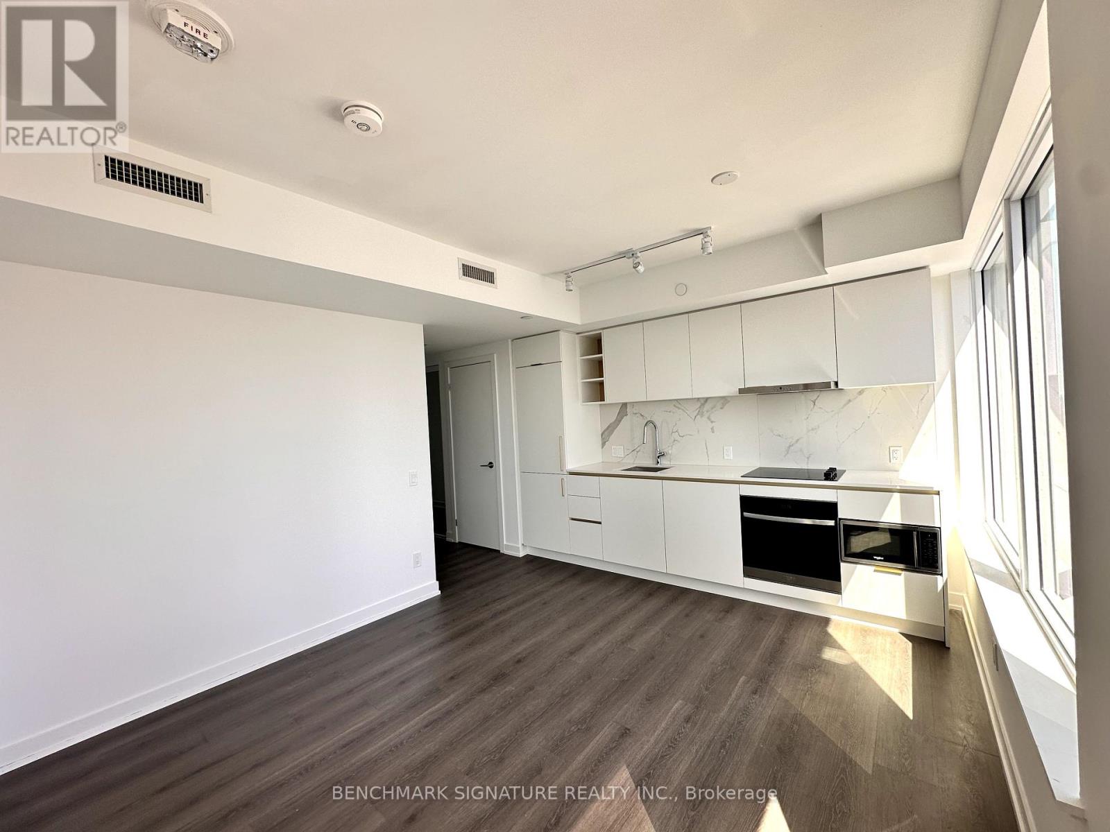 3515 - 8 Wellesley Street W, Toronto, Ontario  M4Y 0J5 - Photo 4 - C13726382