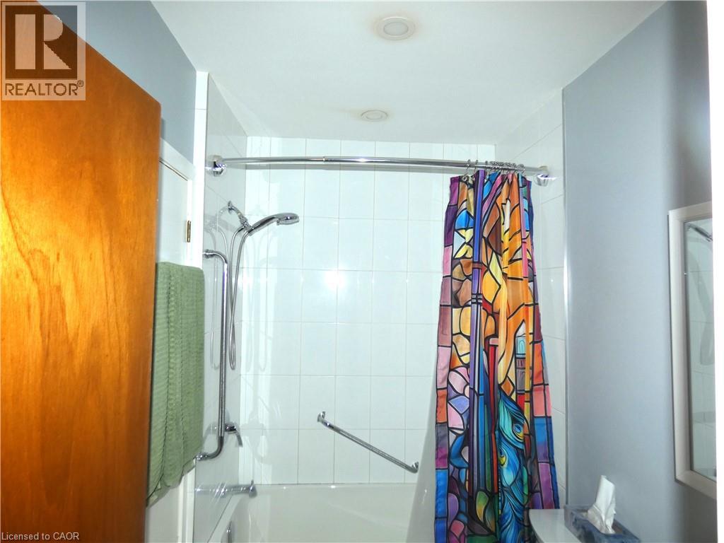 15 Collier Crescent, Hamilton, Ontario  L9C 3S7 - Photo 21 - 40859343