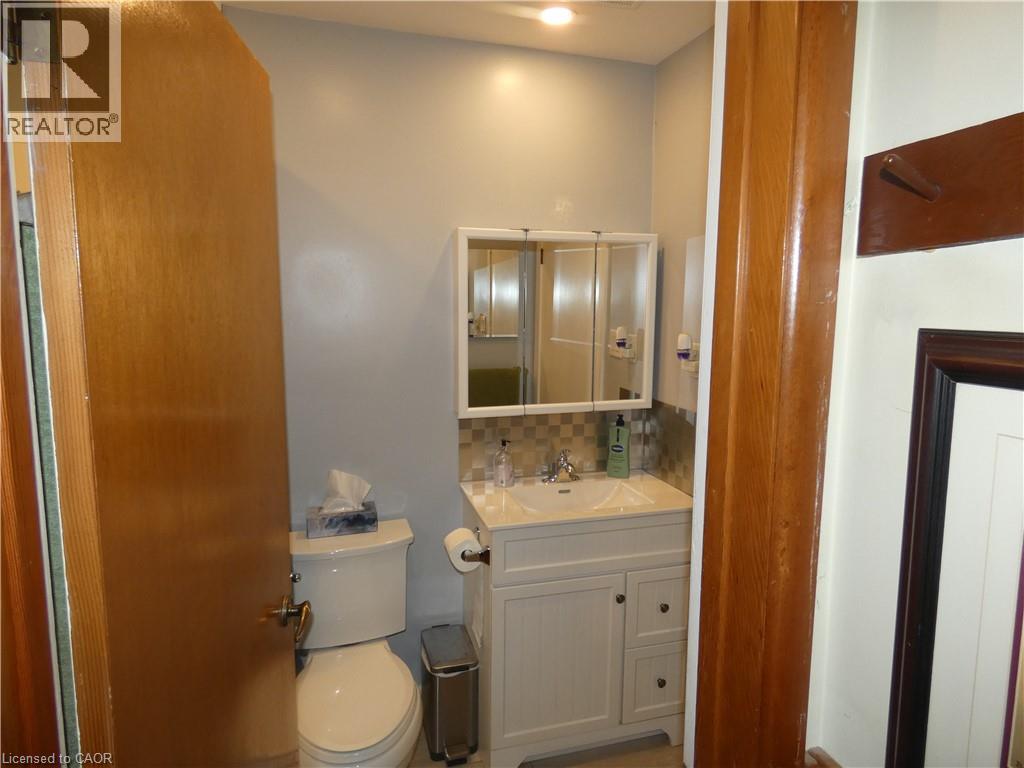 15 Collier Crescent, Hamilton, Ontario  L9C 3S7 - Photo 22 - 40859343
