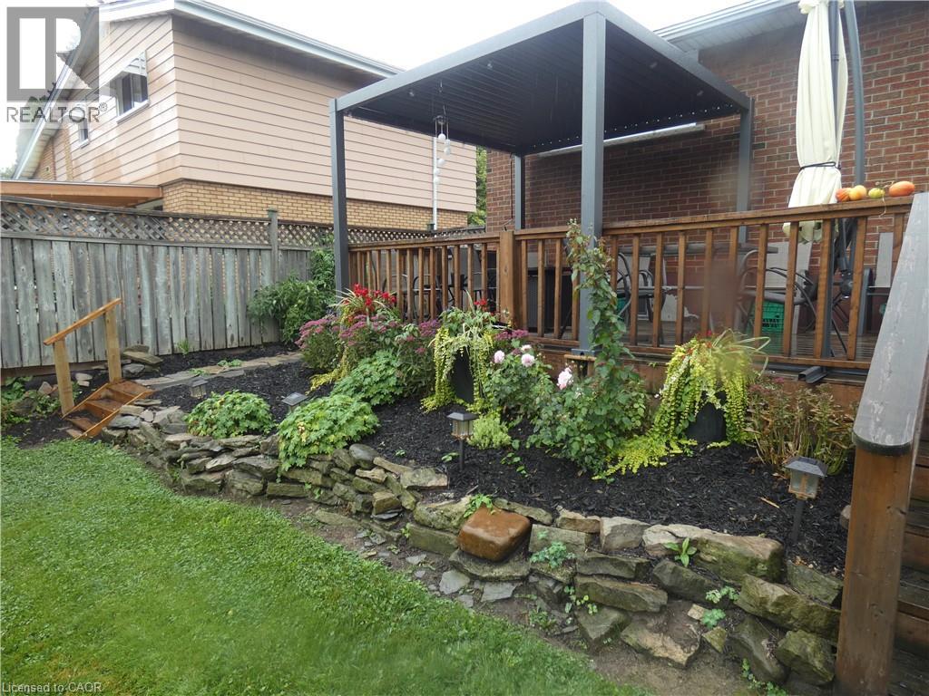 15 Collier Crescent, Hamilton, Ontario  L9C 3S7 - Photo 46 - 40859343