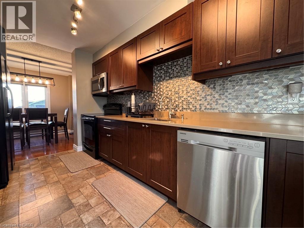 19 Dalzell Avenue, Brampton, Ontario  L6Z 1H1 - Photo 18 - 40840726