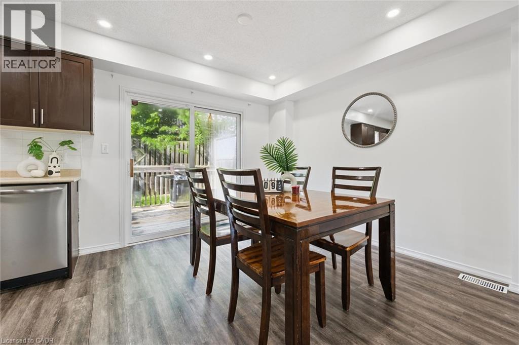 600 White Elm Boulevard Unit# 9, Waterloo, Ontario  N2V 2V2 - Photo 5 - 40852157