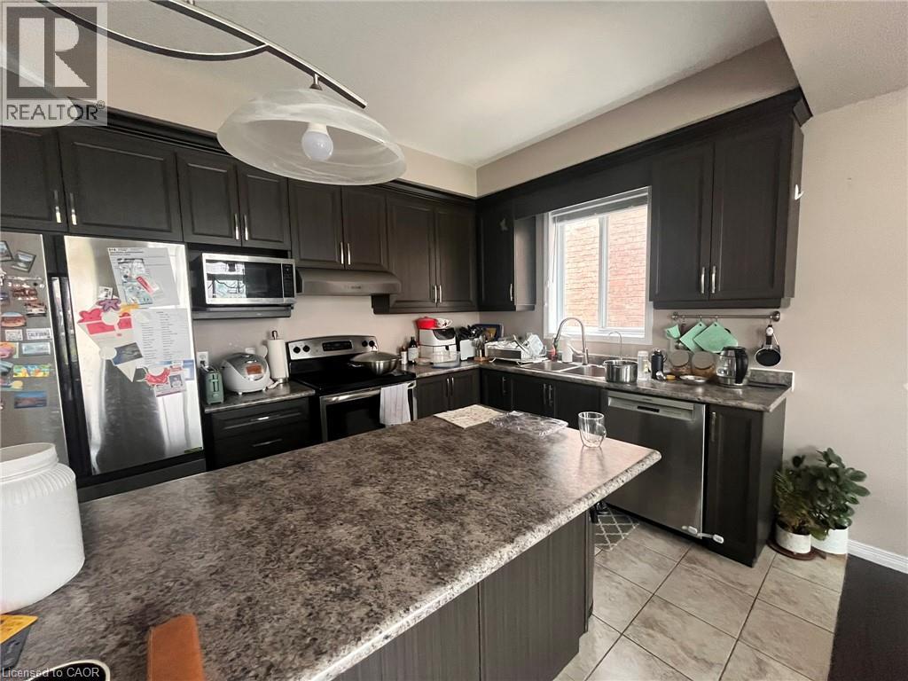 298 Buttonbush Street, Waterloo, Ontario  N2V 0B2 - Photo 4 - 40859345