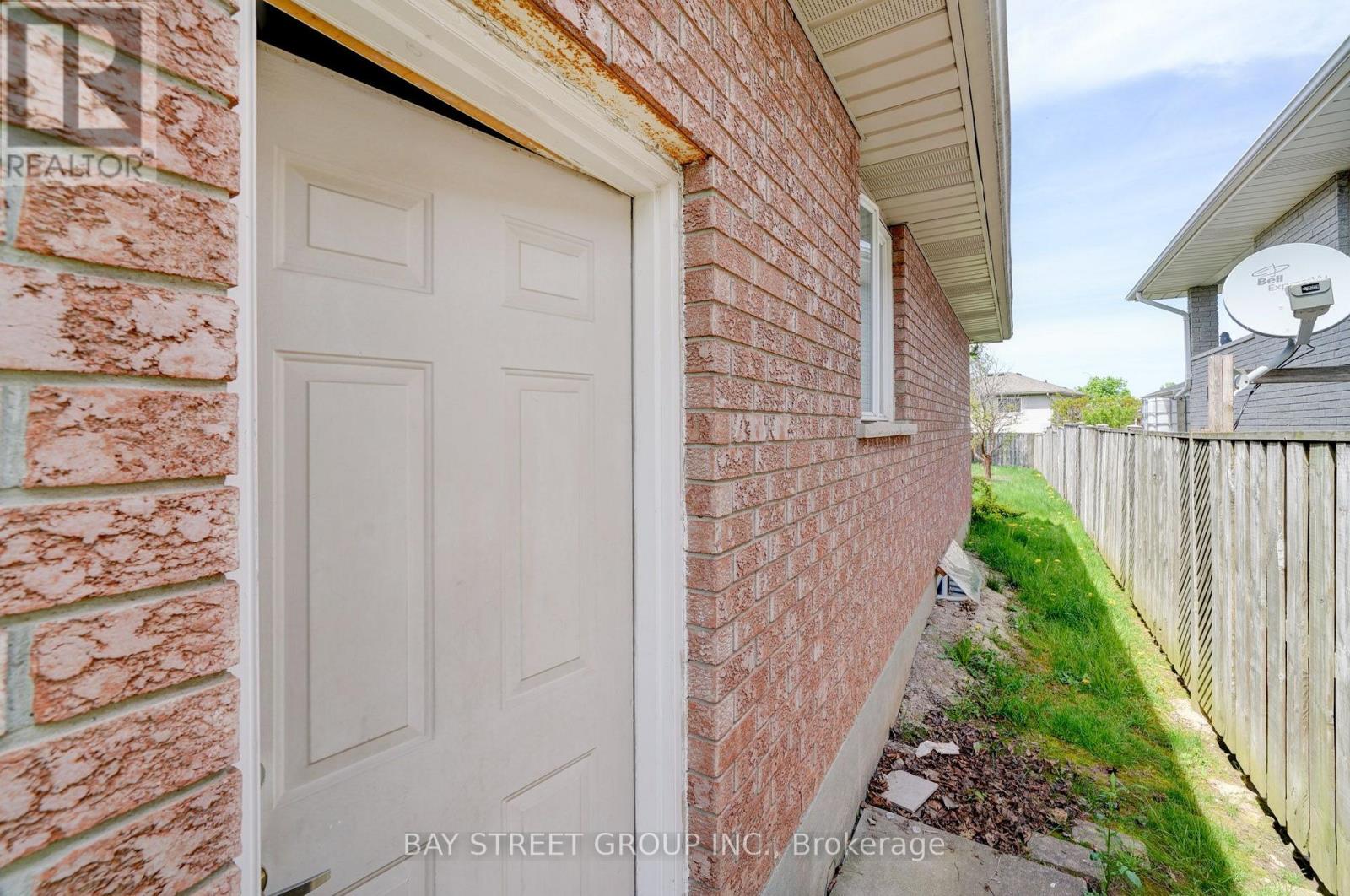 Lower - 8223 Marcon Street, Niagara Falls, Ontario  L2H 3A9 - Photo 11 - X13726396