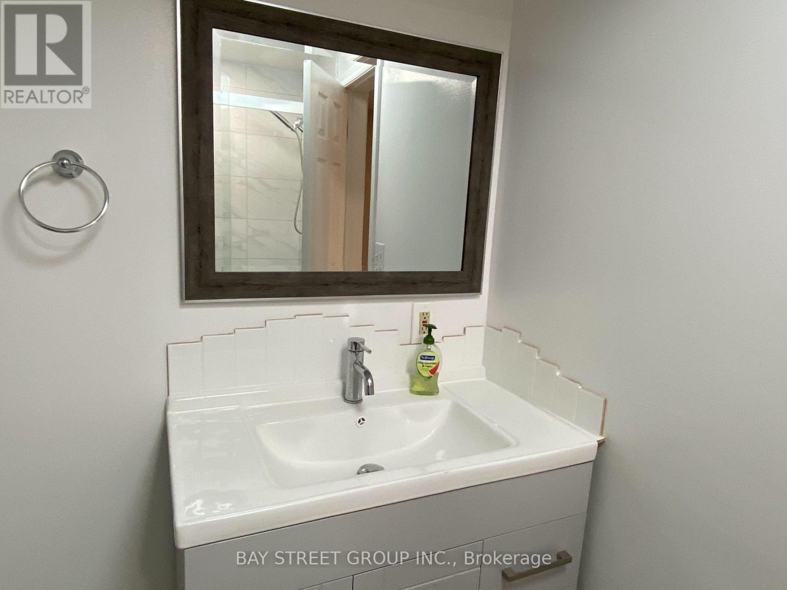 Lower - 8223 Marcon Street, Niagara Falls, Ontario  L2H 3A9 - Photo 7 - X13726396