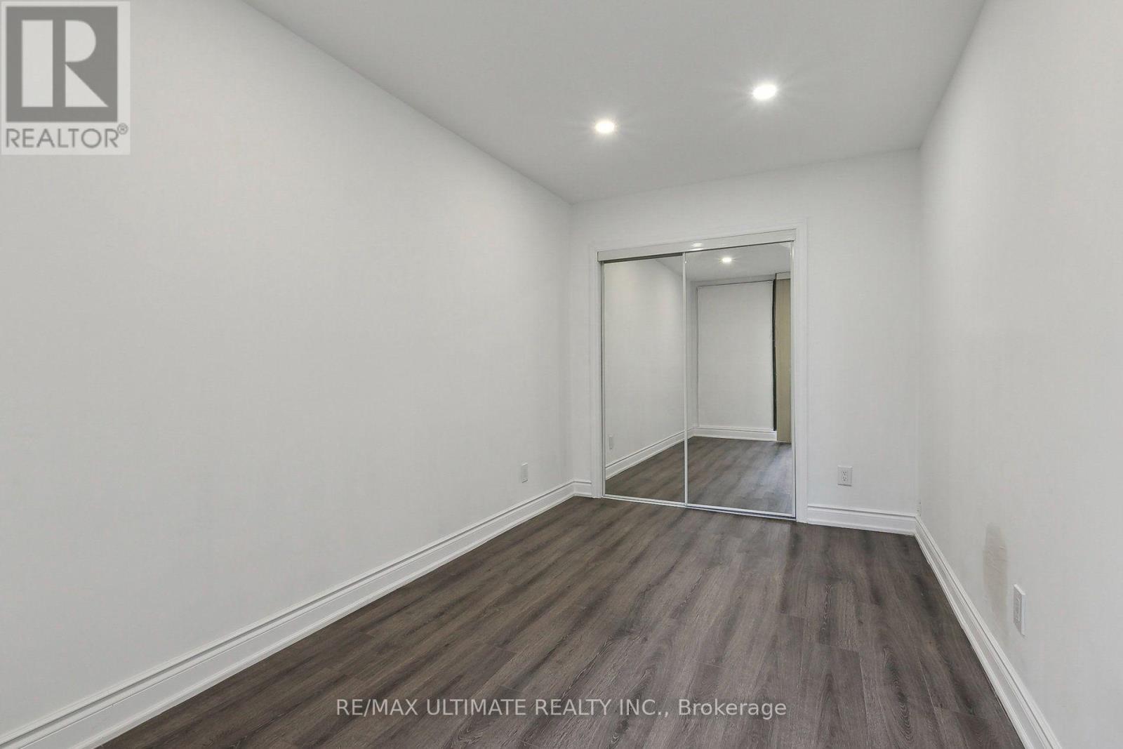 1215 - 33 Harbour Square, Toronto, Ontario  M5J 2G2 - Photo 10 - C13726402