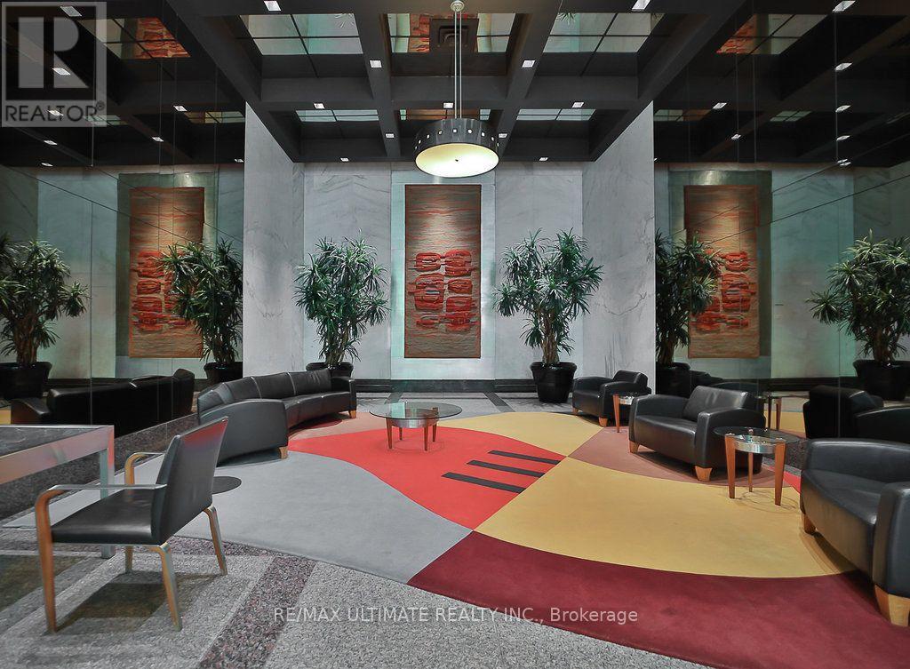 1215 - 33 Harbour Square, Toronto, Ontario  M5J 2G2 - Photo 3 - C13726402