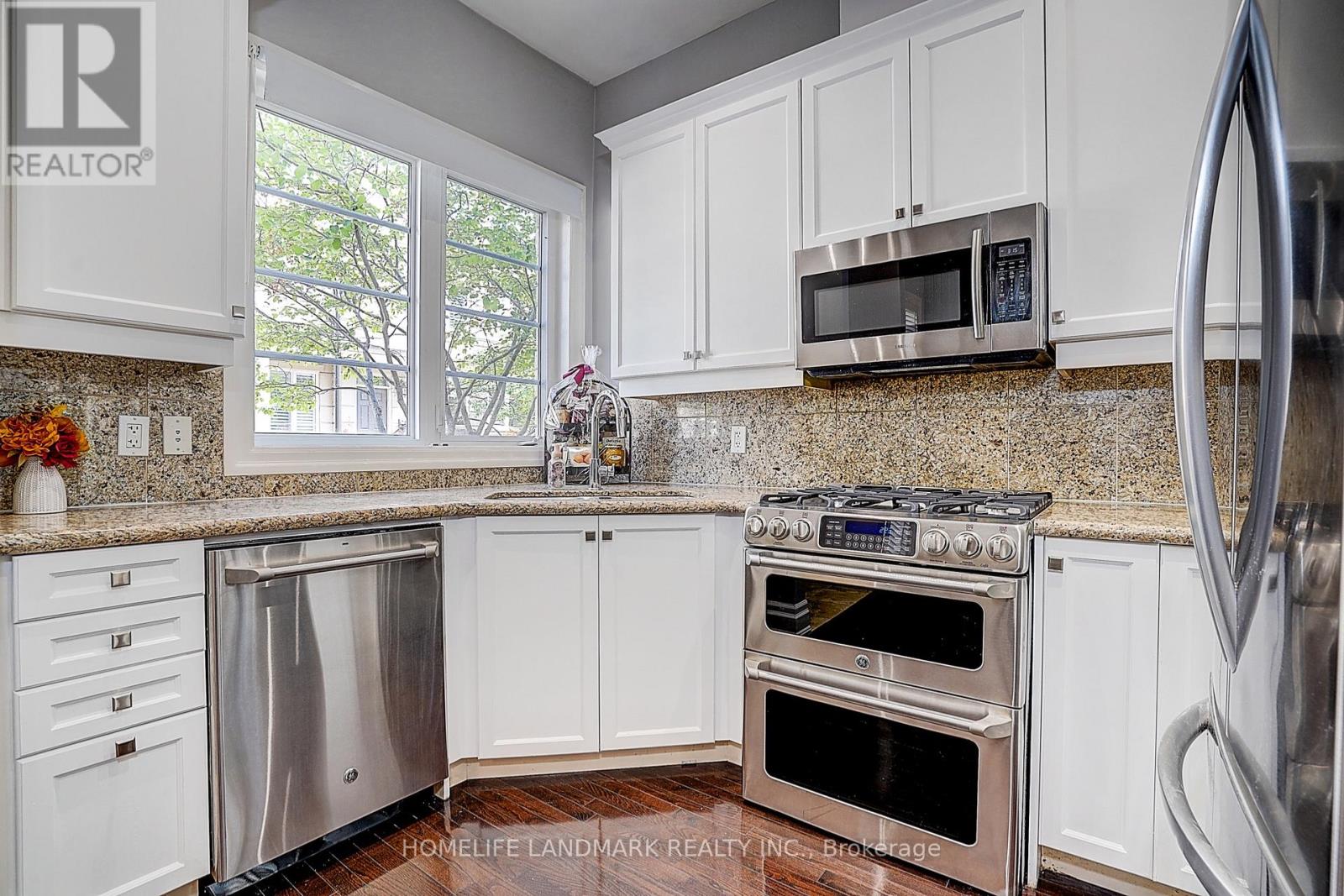 309 - 51 York Mills Road, Toronto, Ontario  M2P 1B6 - Photo 20 - C13726414