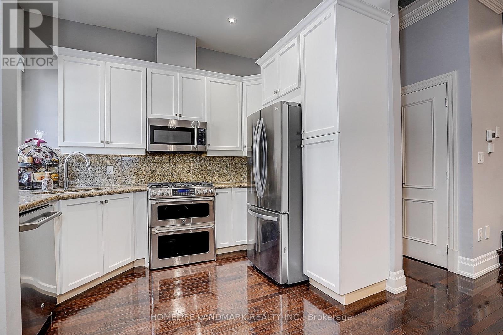 309 - 51 York Mills Road, Toronto, Ontario  M2P 1B6 - Photo 6 - C13726414