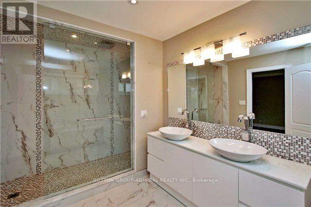 320 Horsham Avenue, Toronto, Ontario  M2R 1G8 - Photo 4 - C13726418