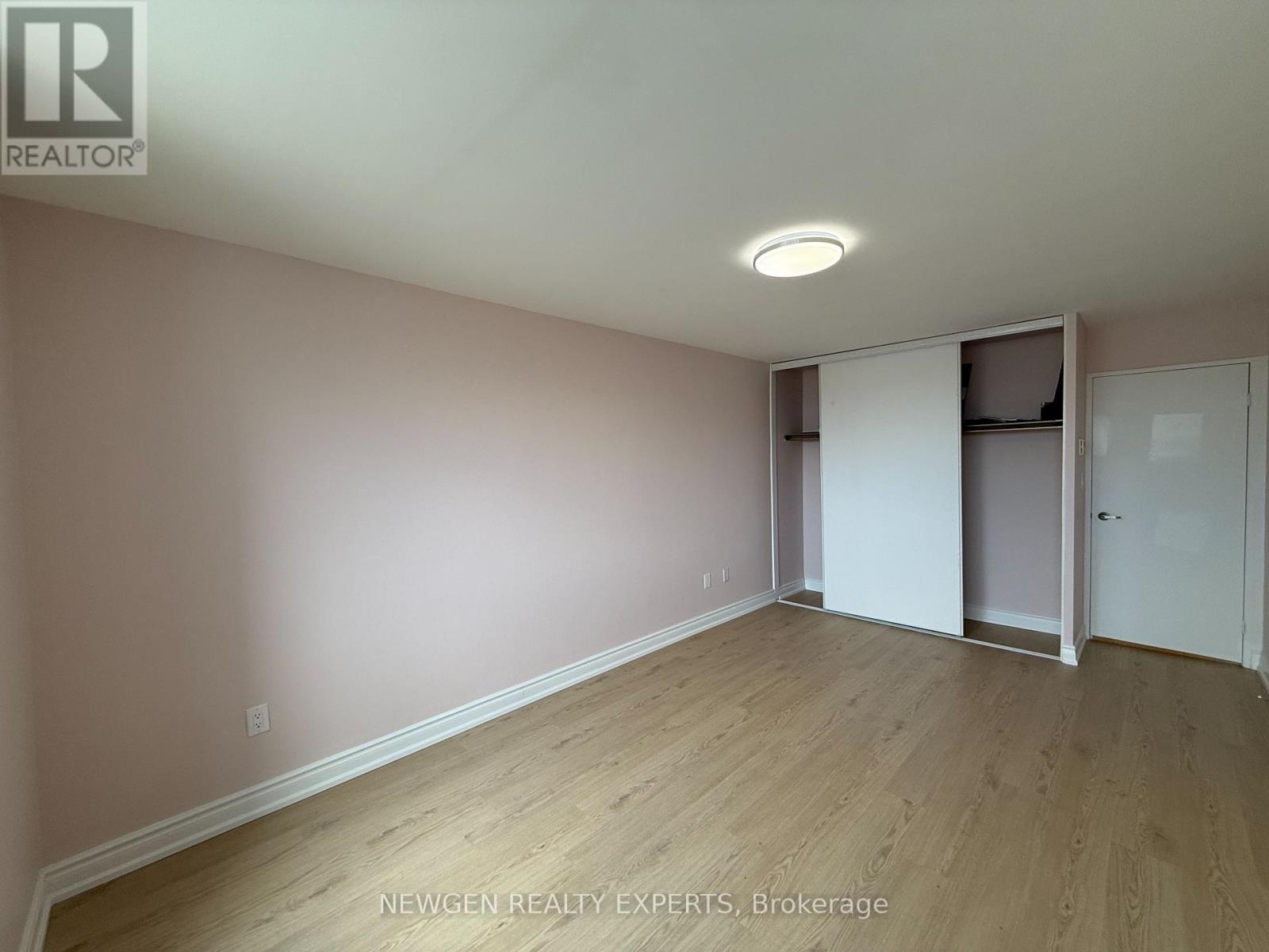 502 - 3 Massey Square, Toronto, Ontario  M4C 5L5 - Photo 26 - E13726406