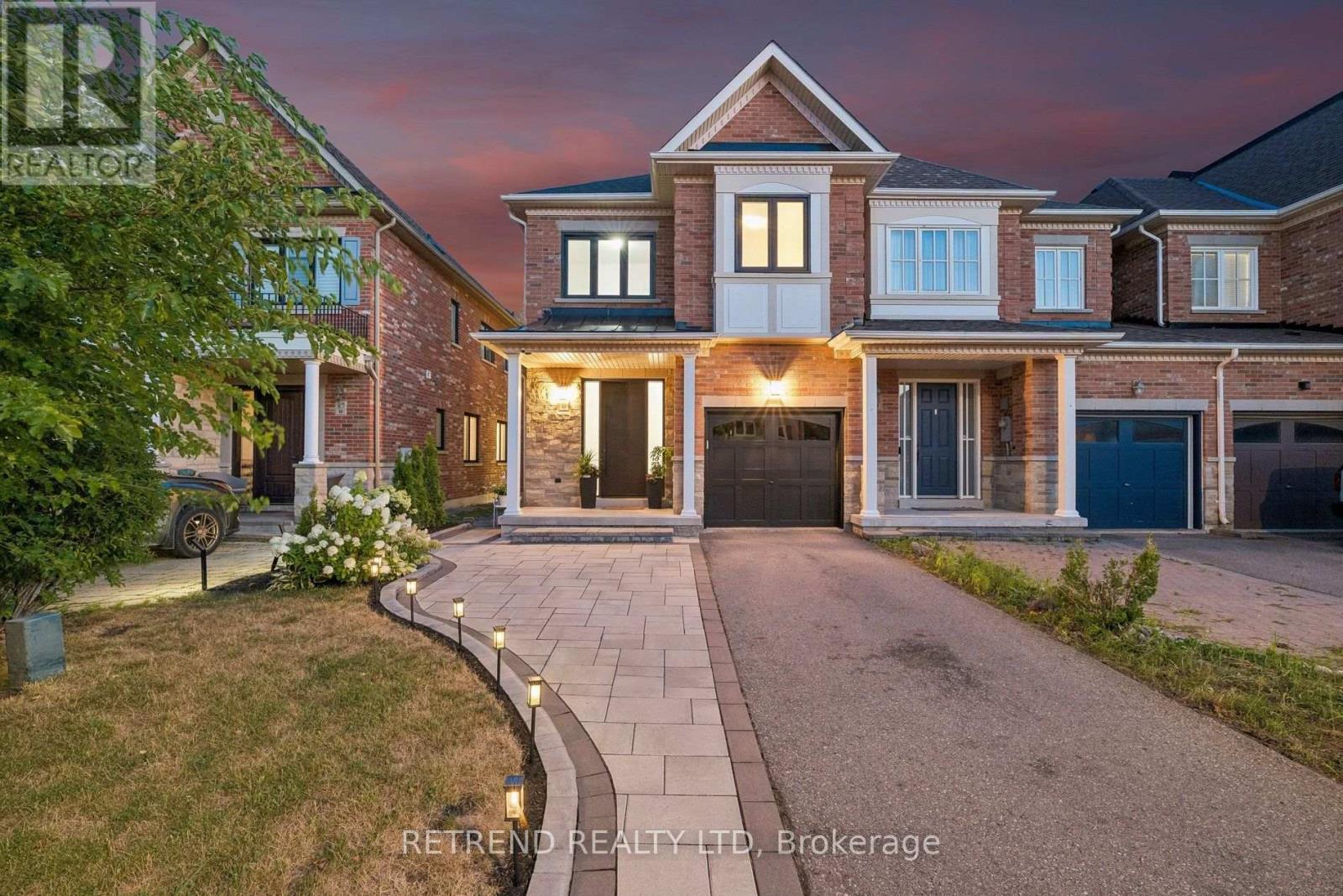 83 Southvale Drive, Vaughan, Ontario  L6A 0Y6 - Photo 2 - N13726408