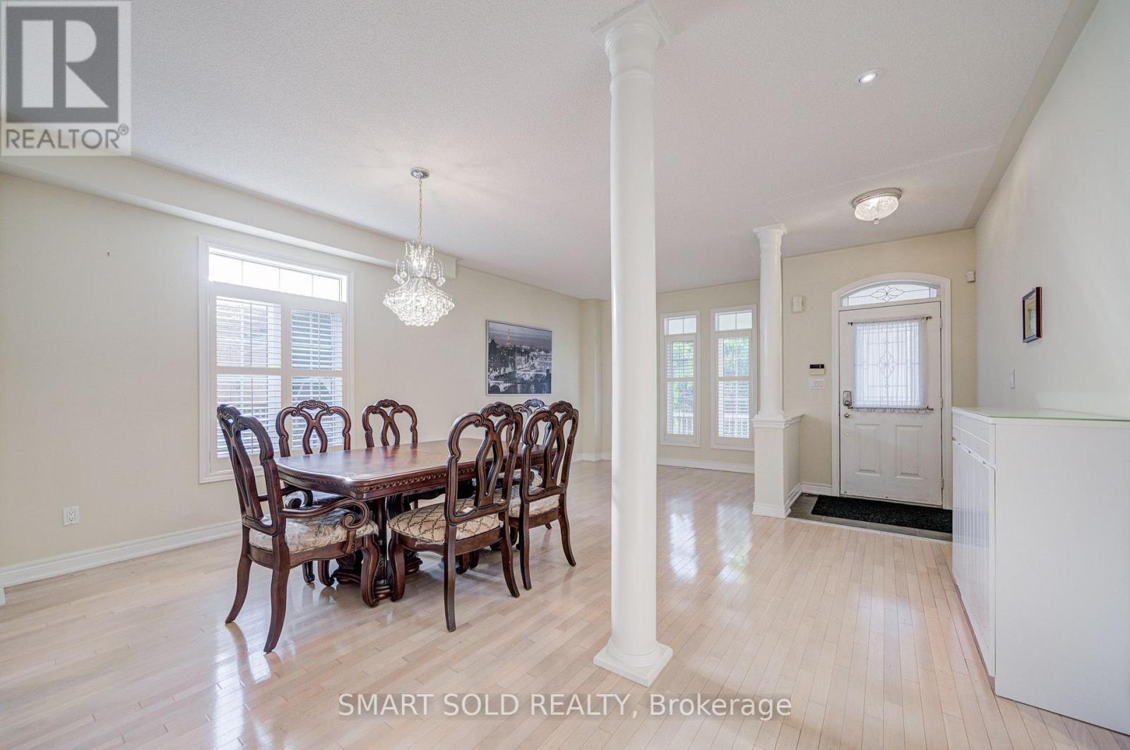 39 Victoria Wood Avenue, Markham, Ontario  L6E 1K2 - Photo 6 - N13726412