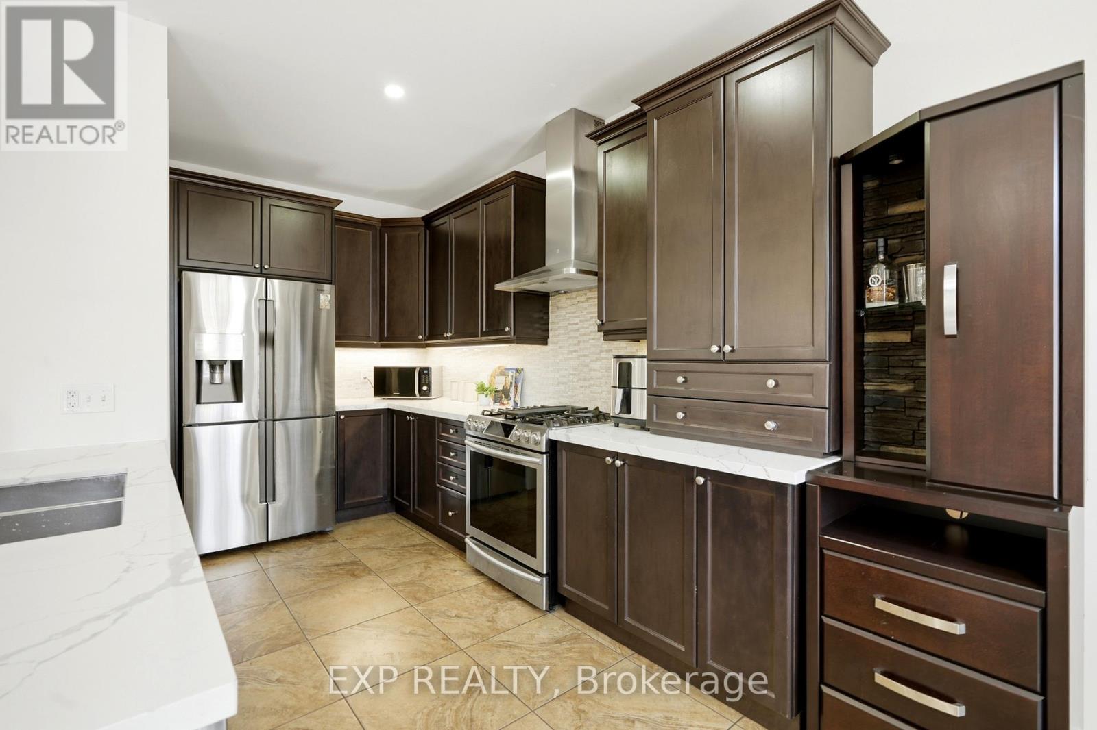 114 Chaumont Drive, Hamilton, Ontario  L8J 0J8 - Photo 16 - X13726424