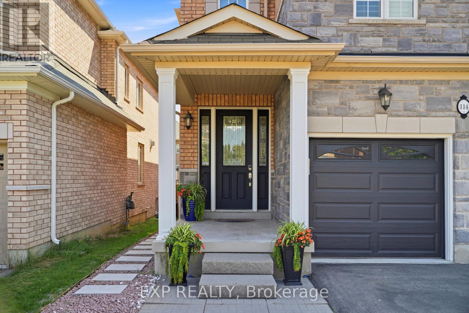 114 Chaumont Drive, Hamilton, Ontario  L8J 0J8 - Photo 2 - X13726424
