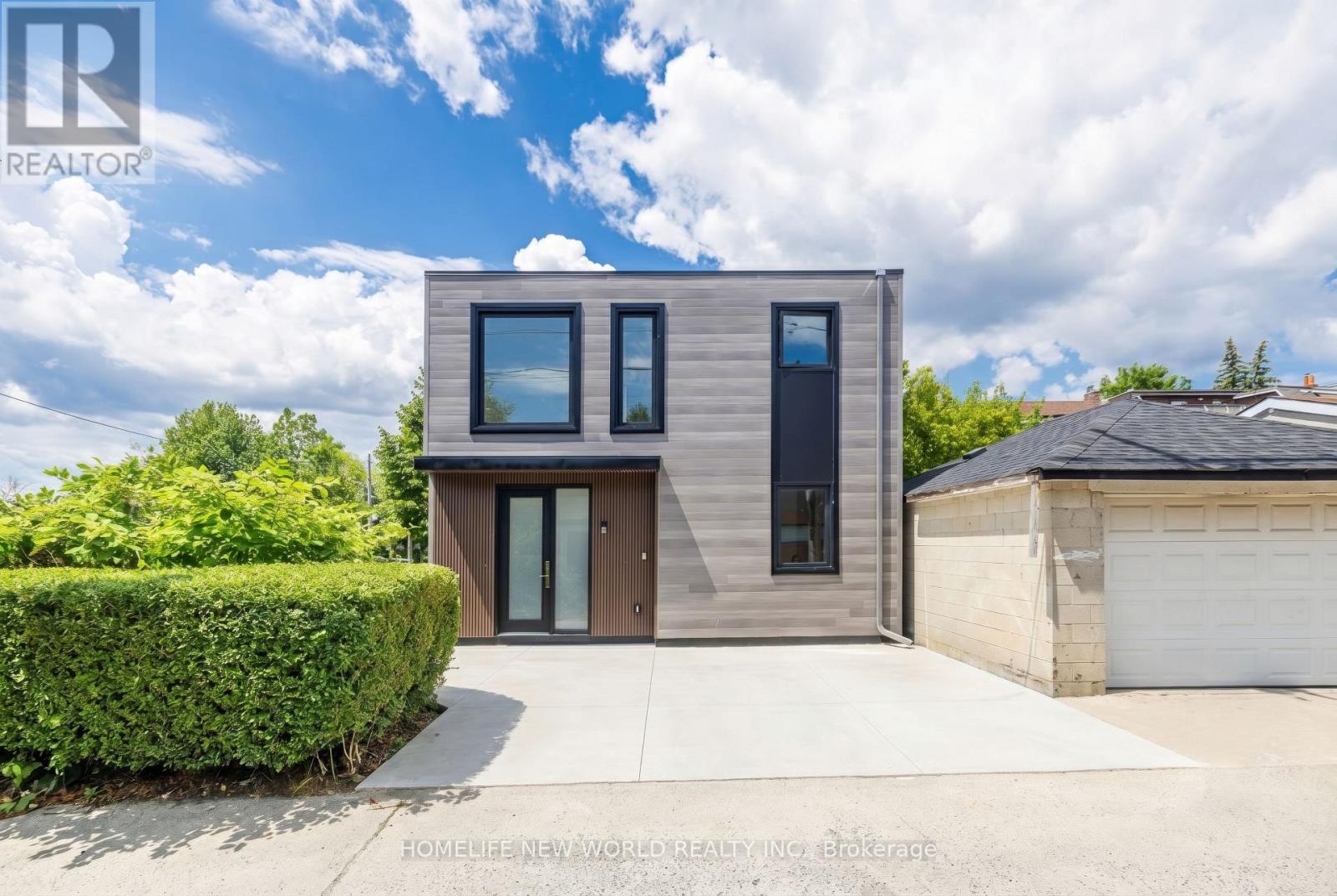 LANEWAY - 679 GLADSTONE AVENUE, Toronto, Ontario