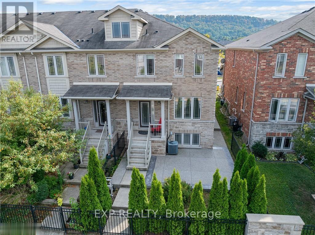 16 - 6 Chestnut Drive, Grimsby, Ontario  L3M 0C4 - Photo 3 - X13726456