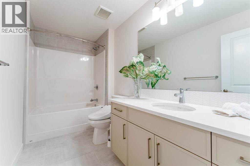 7164 11 Avenue SW, Calgary, Alberta  T3H 3V5 - Photo 34 - A2326324