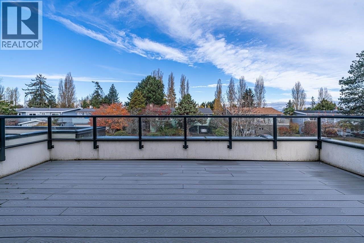 8631 Fairdell Crescent, Richmond, British Columbia  V7C 1W5 - Photo 11 - R2973443