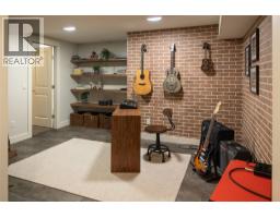 529 Knowles Road, Kelowna, British Columbia  V1W 1H4 - Photo 36 - 10376490