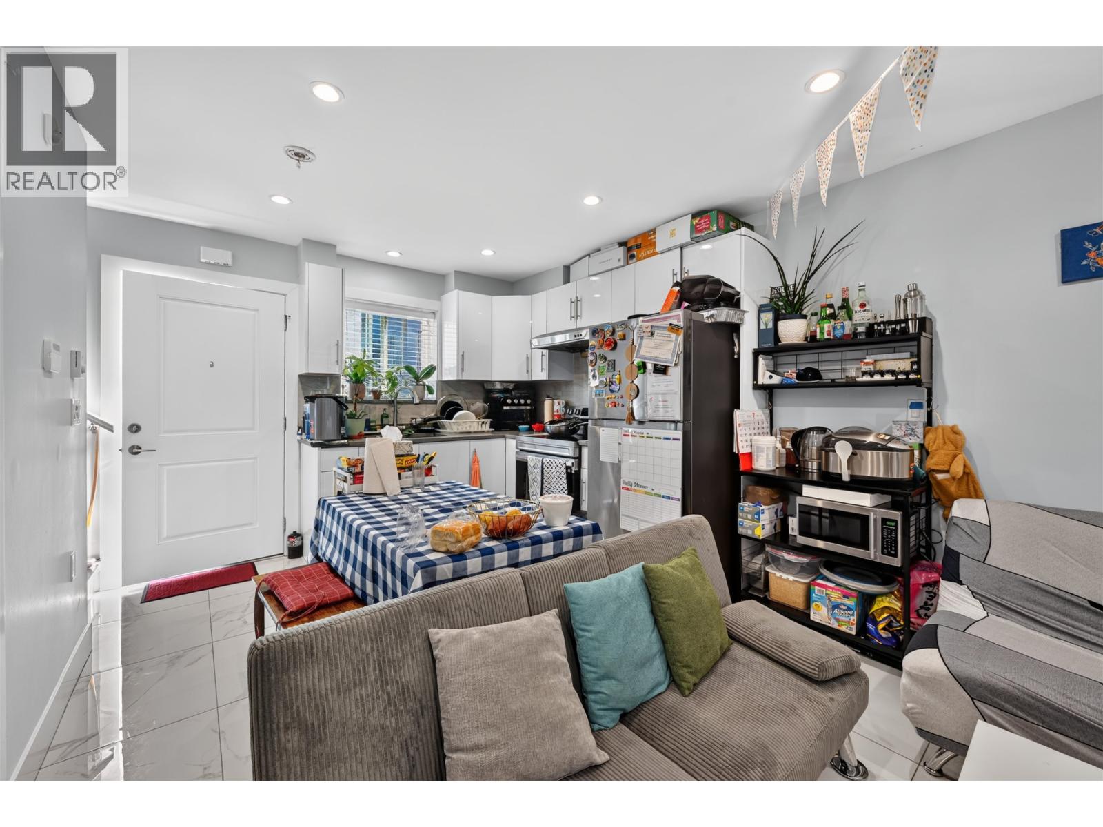 1315 E 33rd Avenue, Vancouver, British Columbia  V5V 3B8 - Photo 11 - R3159774