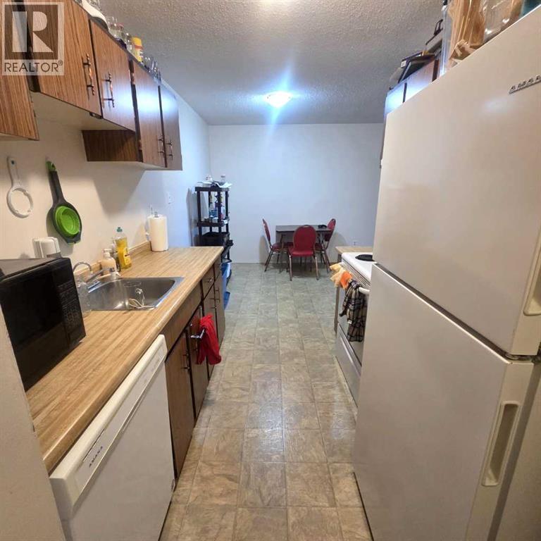 304b, 5611 9 Avenue, Edson, Alberta  T7E 1R5 - Photo 3 - A2269617
