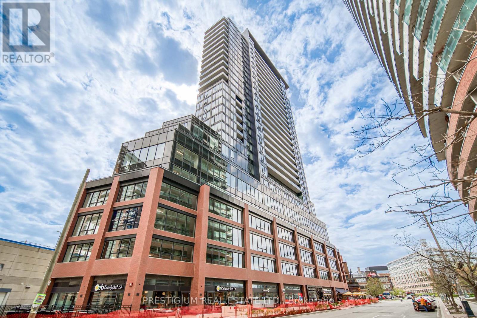 808 - 135 EAST LIBERTY STREET, Toronto, Ontario