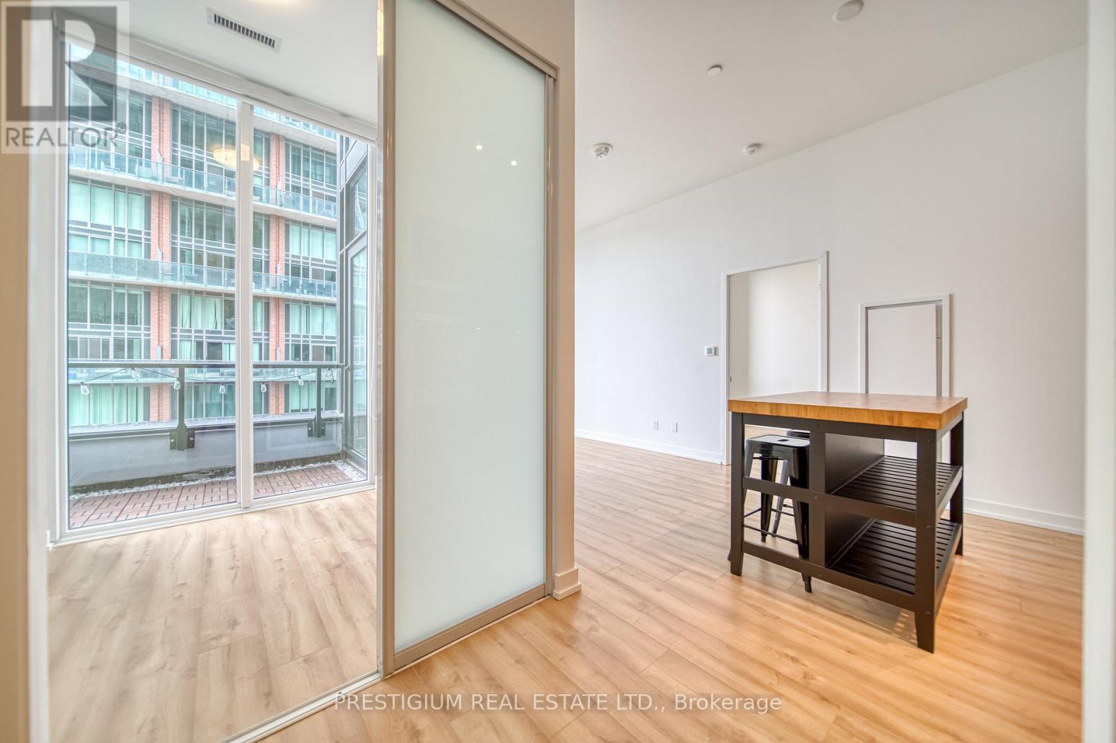 808 - 135 East Liberty Street, Toronto, Ontario  M6K 0G7 - Photo 5 - C13726474