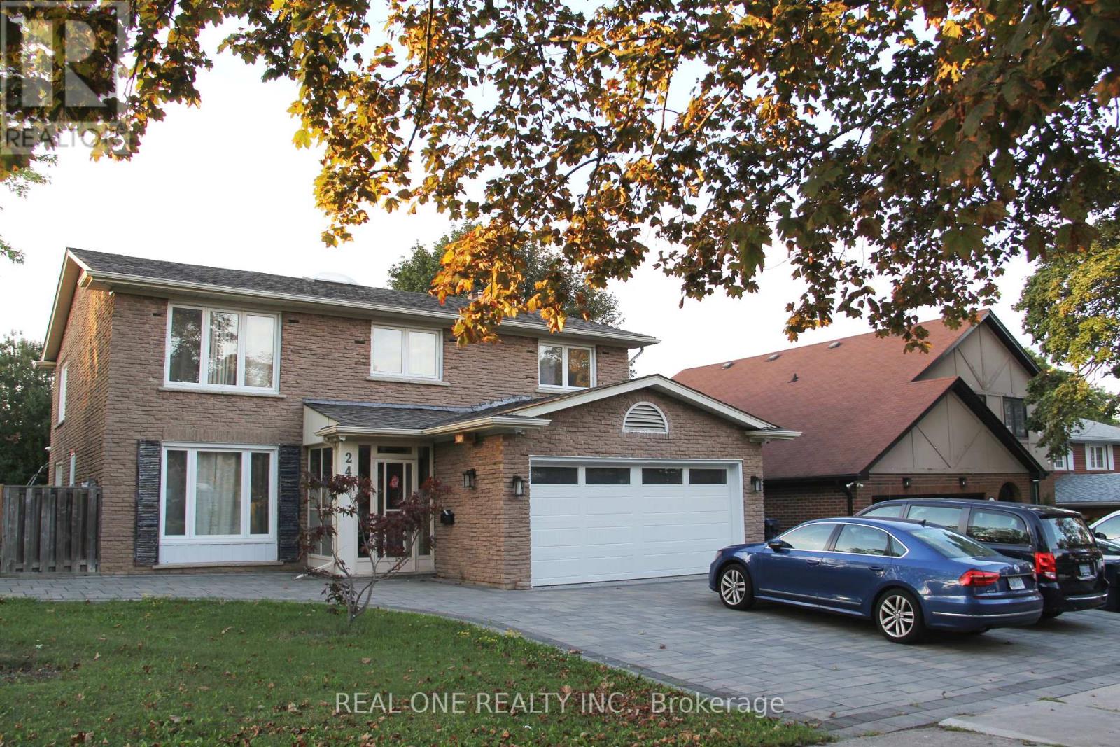 243 KINGSLAKE ROAD, Toronto, Ontario