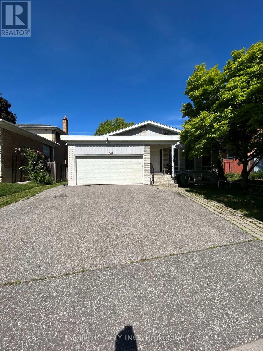 SUITE A BSMT - 23 PINEWAY BLVD BOULEVARD, Toronto, Ontario