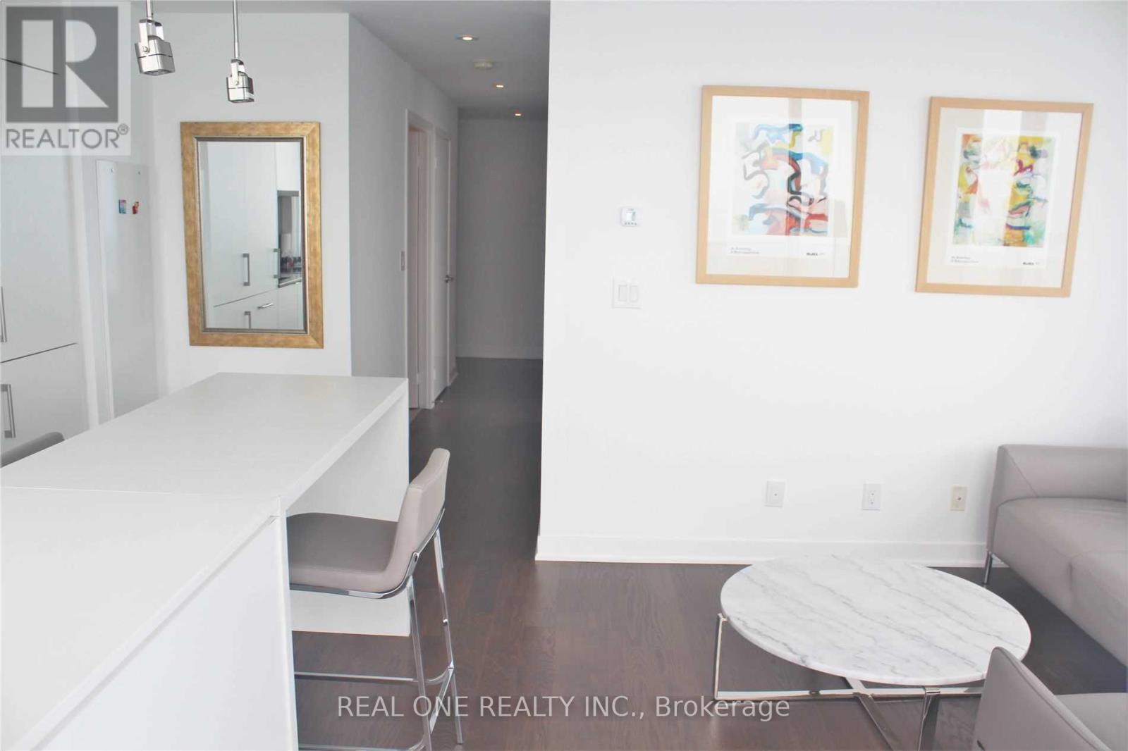 7007 - 88 Harbour Street, Toronto, Ontario  M5J 0C3 - Photo 17 - C13726534