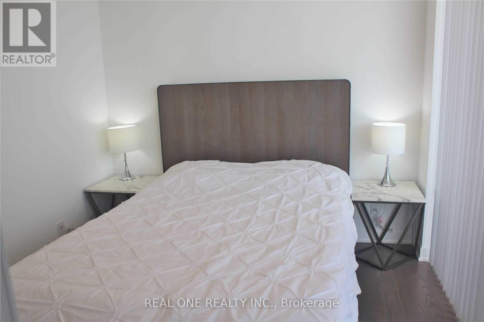 7007 - 88 Harbour Street, Toronto, Ontario  M5J 0C3 - Photo 19 - C13726534