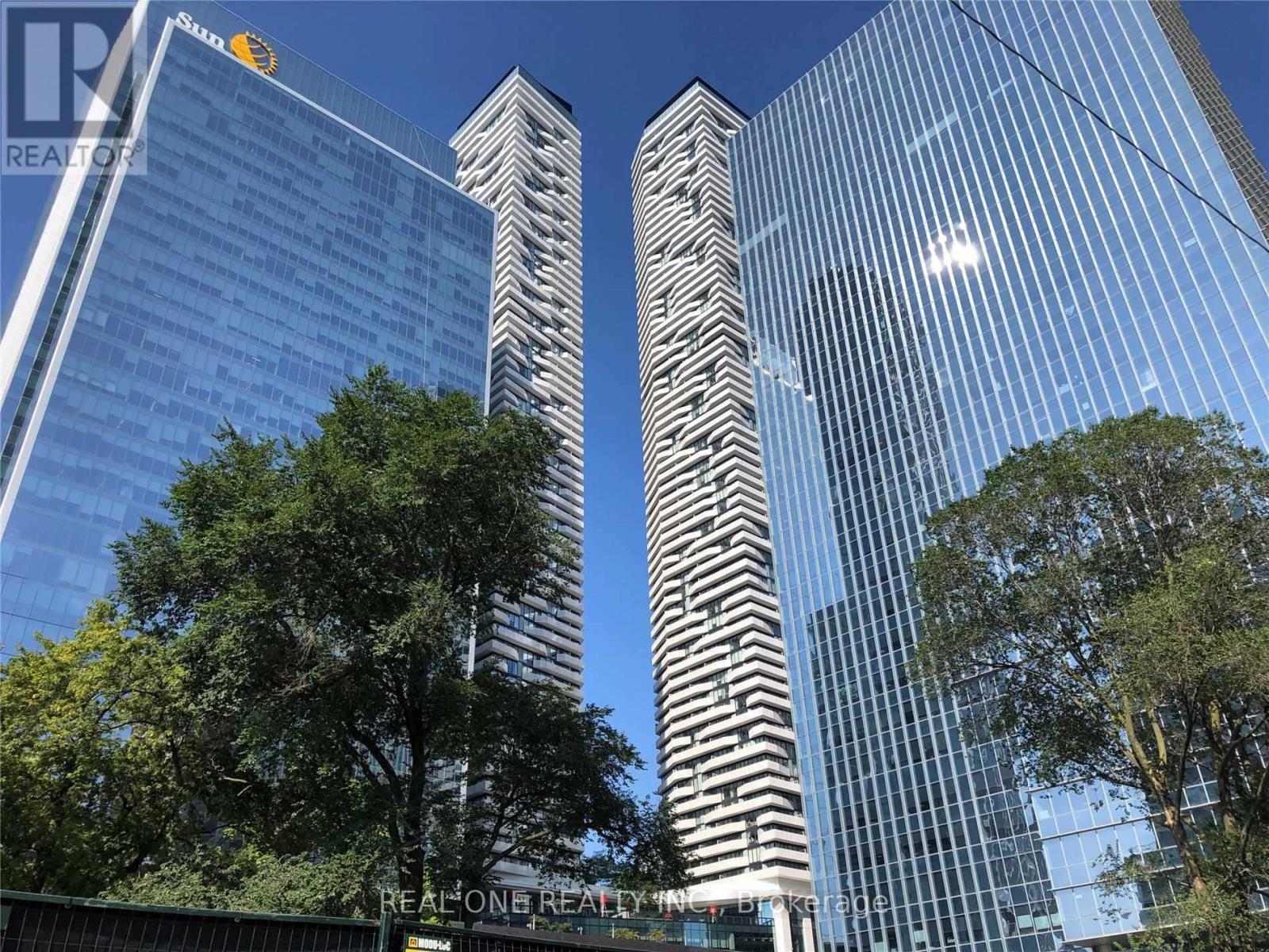 7007 - 88 Harbour Street, Toronto, Ontario  M5J 0C3 - Photo 39 - C13726534