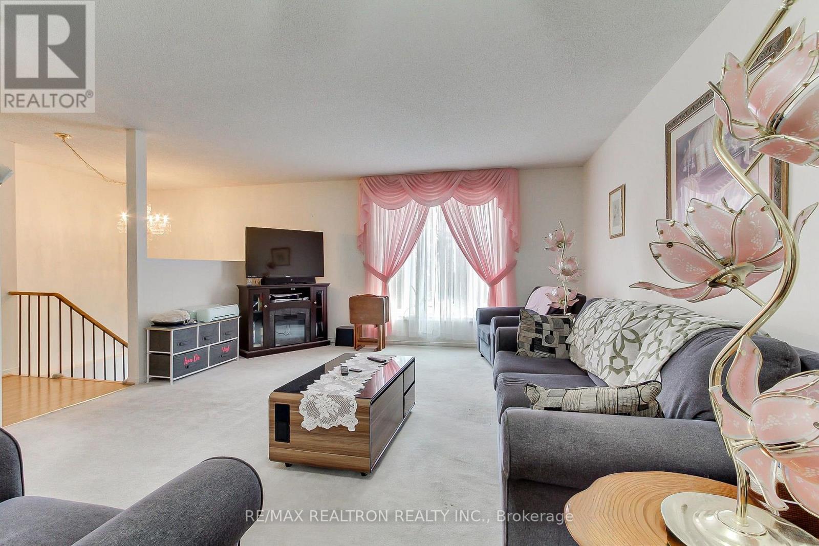 28 Longview Drive, Bradford West Gwillimbury, Ontario  L3Z 2H2 - Photo 12 - N13726506