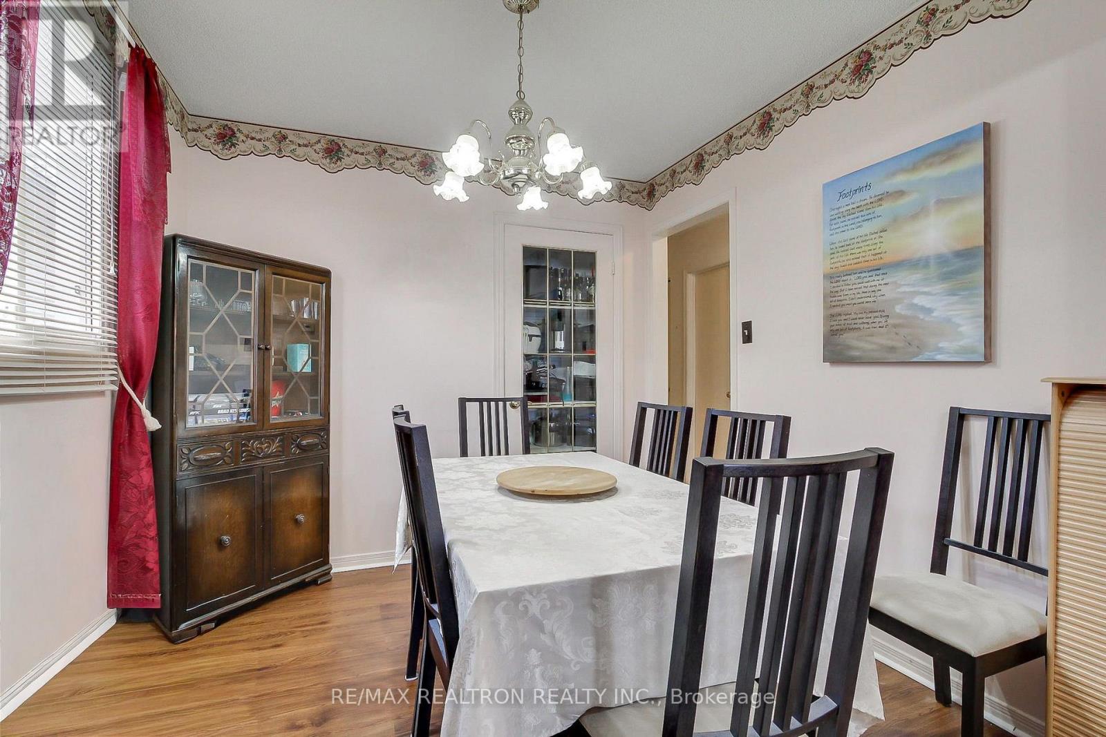 28 Longview Drive, Bradford West Gwillimbury, Ontario  L3Z 2H2 - Photo 15 - N13726506