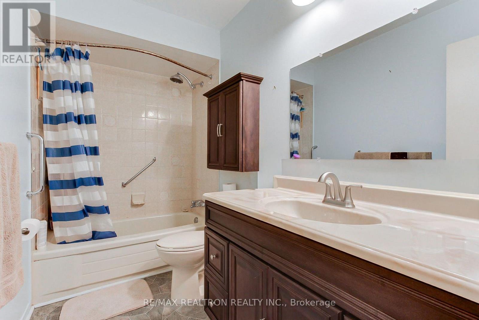 28 Longview Drive, Bradford West Gwillimbury, Ontario  L3Z 2H2 - Photo 22 - N13726506