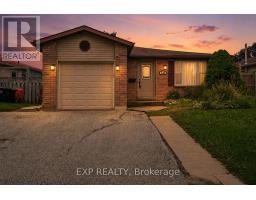 138 LILLIAN CRESCENT, Barrie, Ontario