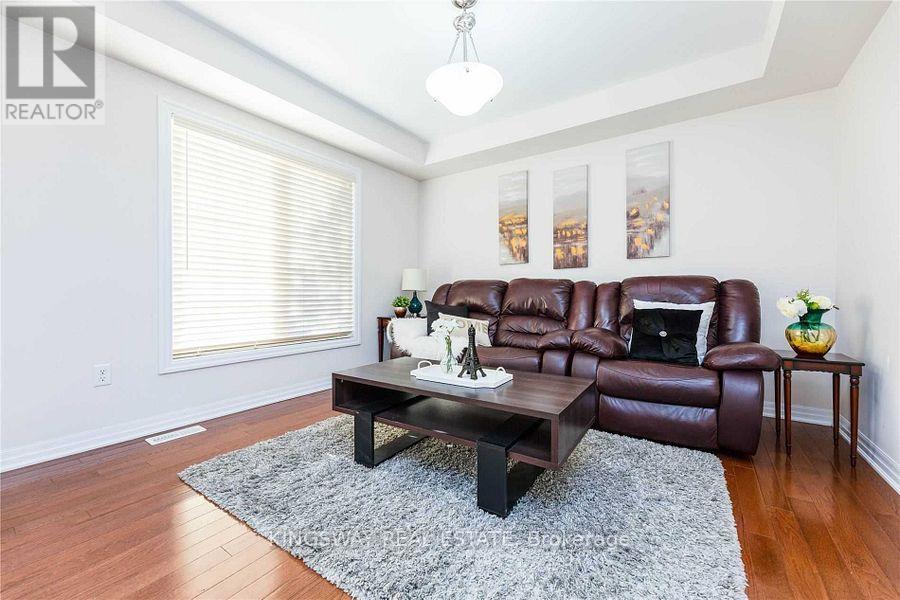 31 Bleasdale Avenue S, Brampton, Ontario  L7A 0P5 - Photo 2 - W13726466