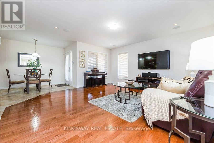 31 Bleasdale Avenue S, Brampton, Ontario  L7A 0P5 - Photo 7 - W13726466